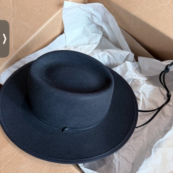 Tio y Tia Gambler hat -Night - Picture 4 of 7